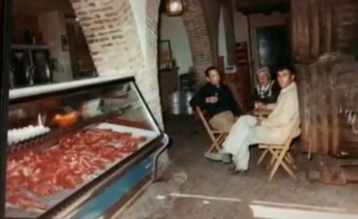 Asador de carnes a la brasa con 50 años de tradición